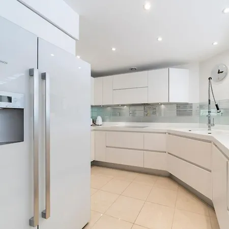 Brand New 3 Bedrooms Heart Of Cannes